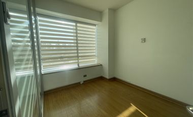 Oficina en Arriendo en Av La DEhesa 1200