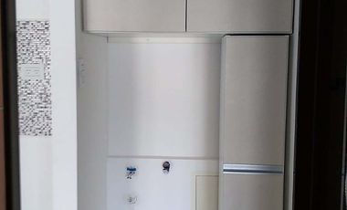 Se alquila depto de 1 Dorm.  con Balcón