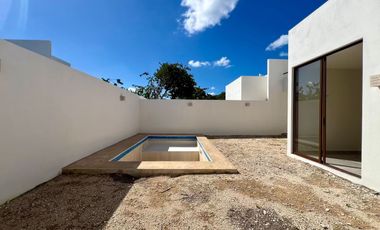 CASA EN VENTA EN PRIV. ZENDERA  DE 3 HABITACIONES CON ALBERCA AMPLIA