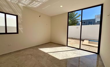 CASA EN VENTA EN PRIV. ZENDERA  DE 3 HABITACIONES CON ALBERCA AMPLIA