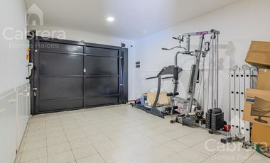 Venta casa 1 dormitorio, La Plata.