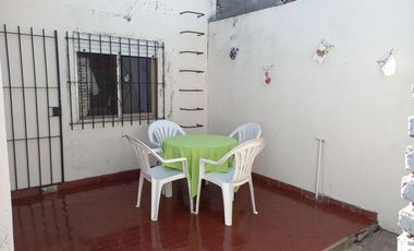 Casa en venta - 2 Dormitorios 1 Baño - Ituzaingó