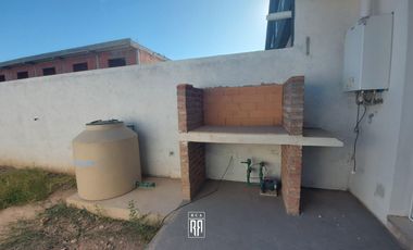 Dúplex a ESTRENAR en Venta - Ciudad de General Fernandez Oro.