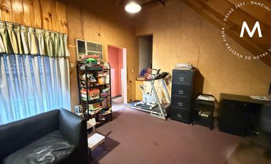 Casa en venta de 4 ambientes con cochera - Villa Ballester