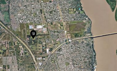 Manzana a la venta en el límite con Baigorria, entorno con gran potencial