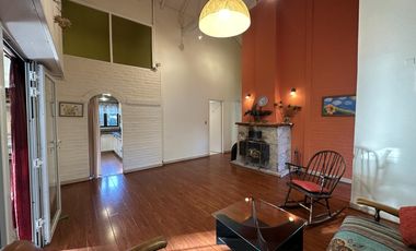 Casa sobre dos lotes