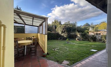 Casa sobre dos lotes