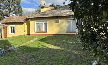 Casa sobre dos lotes