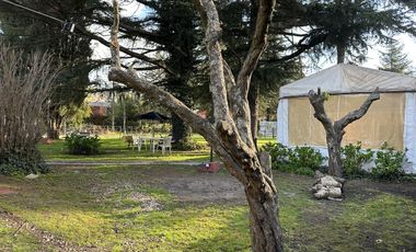 Casa sobre dos lotes