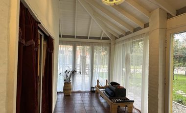 Casa sobre dos lotes