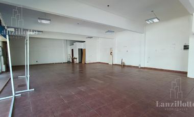 Local en Remedios De Escalada