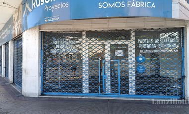 Local en Remedios De Escalada