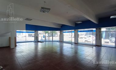 Local en Remedios De Escalada