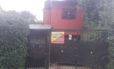 Calle Pino Hachado n 2537 entre calle Pergamino e Iberia