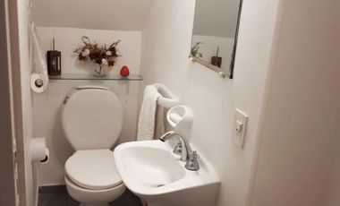 Dúplex 4 ambientes en complejo residencial, con cochera y jardín - Versalles