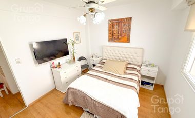 Venta Departamento Villa del Parque Tres Ambientes balcón frances lateral APTO CREDITO