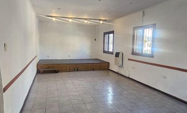 Casa en alquiler - 8 Dormitorios 6 Baños - 257Mts2 - Mar del Plata