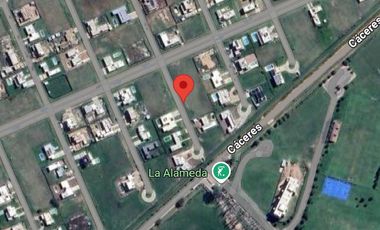 Casa en venta - 3 Dormitorios 2 Baños - Canning