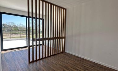 Casa en venta - 3 Dormitorios 2 Baños - Canning