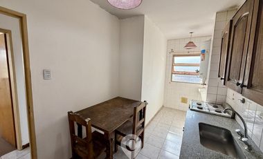 Departamento en Venta. 2 Dormitorios. Balcón al frente. Centro Campana