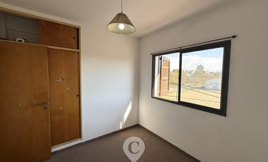 Departamento en Venta. 2 Dormitorios. Balcón al frente. Centro Campana