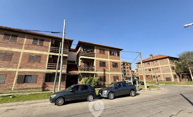 Departamento en Venta. 2 Dormitorios. Balcón al frente. Centro Campana