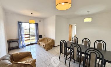 Departamento en Venta. 2 Dormitorios. Balcón al frente. Centro Campana