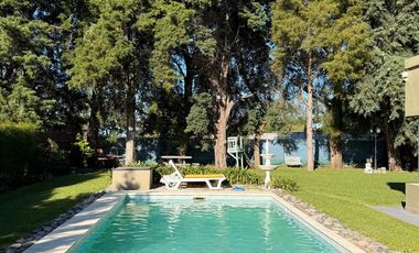 CASA 6 AMBIENTES EN VENTA, EL CARDAL I, LOS CARDALES