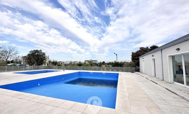 Depto en venta en barrio cerrado Altos del Casco, Zarate. Amenities.