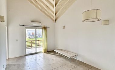 Depto en venta en barrio cerrado Altos del Casco, Zarate. Amenities.