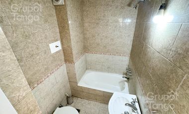 Venta Departamento Tres Ambientes Flores Balcón Frances