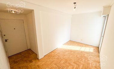 Venta Departamento Tres Ambientes Flores Balcón Frances