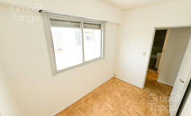 Venta Departamento Tres Ambientes Flores Balcón Frances