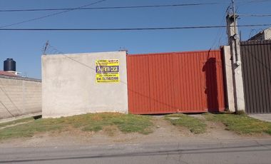 Casa sola en renta de un piso, amplio Jardin, caben  6  autos, Ideal para Adultos Mayores, Oficinas o Clinica.