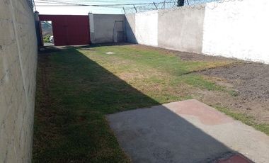 Casa sola en renta de un piso, amplio Jardin, caben  6  autos, Ideal para Adultos Mayores, Oficinas o Clinica.