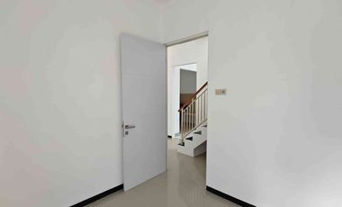 Rumah Istana Mentari Sidoarjo