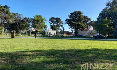 Lote 837m2- Barrancas de San Benito