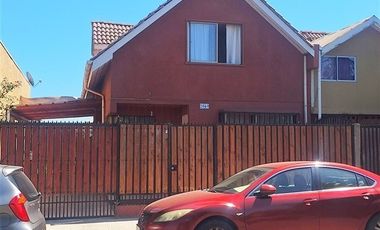Casa en Venta en Miraflores, cerca del Unimarc