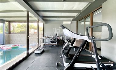 Casa en Arriendo en CASA EN AV CHAMISERO, COLINA