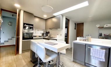 Casa en Arriendo en CASA EN AV CHAMISERO, COLINA