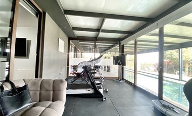 Casa en Arriendo en CASA EN AV CHAMISERO, COLINA