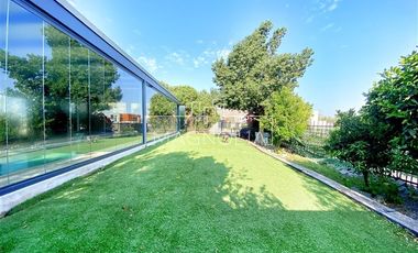 Casa en Arriendo en CASA EN AV CHAMISERO, COLINA