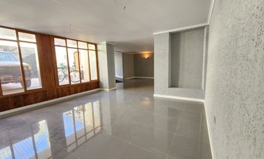 Venta de  Casa 3 dormitorios en Sector Centro