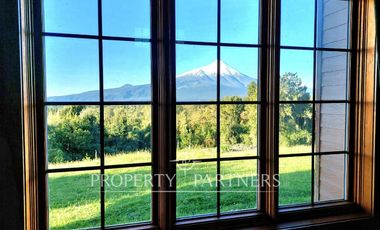 Puerto Varas: espectacular casa con bellísima vista panorámica a lago y volcanes