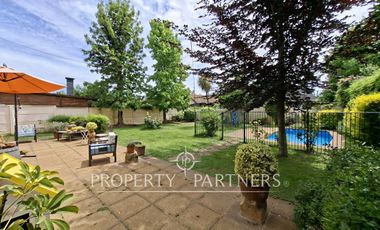 Linda casa en exclusivo condominio