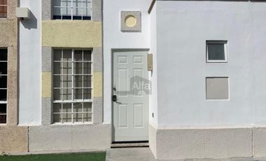 Casa en Renta en El Dorado, León, Gto. a un lado de Wallmart en Vía Alta y cerca de Puerto Interior