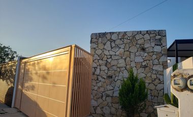 Casa de una planta en Chichí Suarez amueblada en venta