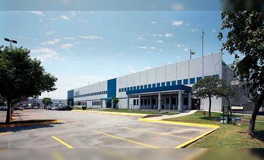 NAVE  INDUSTRIAL  EN PARQUE INDUSTRIAL