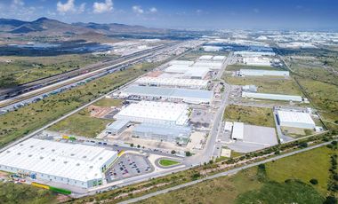 NAVE  INDUSTRIAL  EN PARQUE INDUSTRIAL