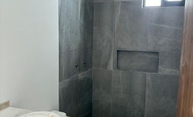 Capri Cholul, Modelo 210